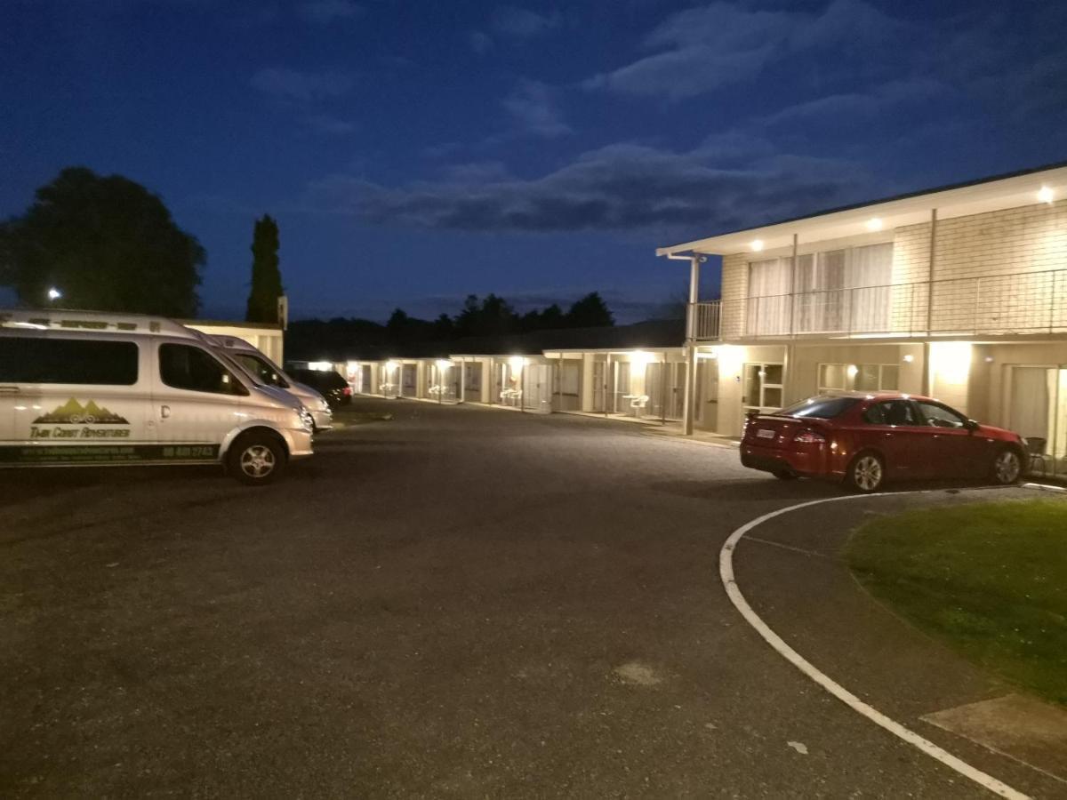 Motel Twin Coast Adventures Kaikohe Exterior foto